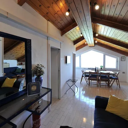 Walter Apartment